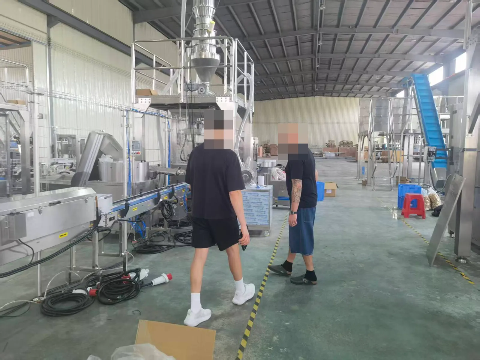 Manufacturing agreements: site-visit photograph